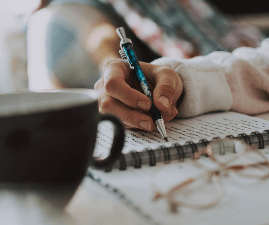 10ステップ: 有効な意図設定のための香り。成功への道を香りで。 - Alchemist + Co Japan