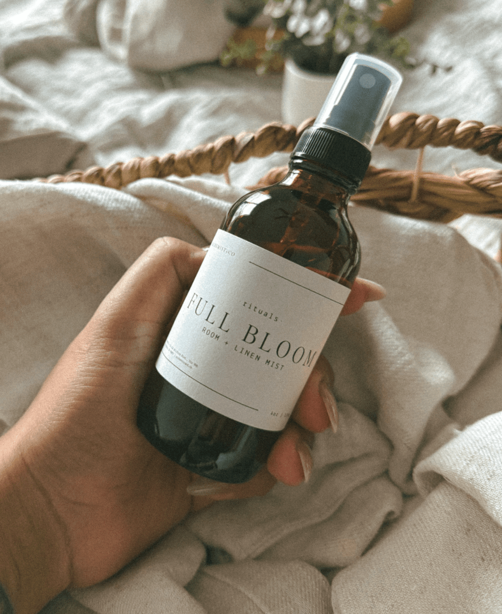 Full Bloom Room + Linen Mist