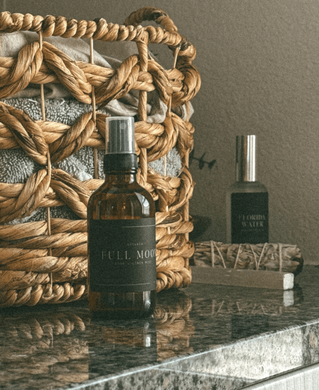 Plum + Dark Musk – Room & Linen Mist