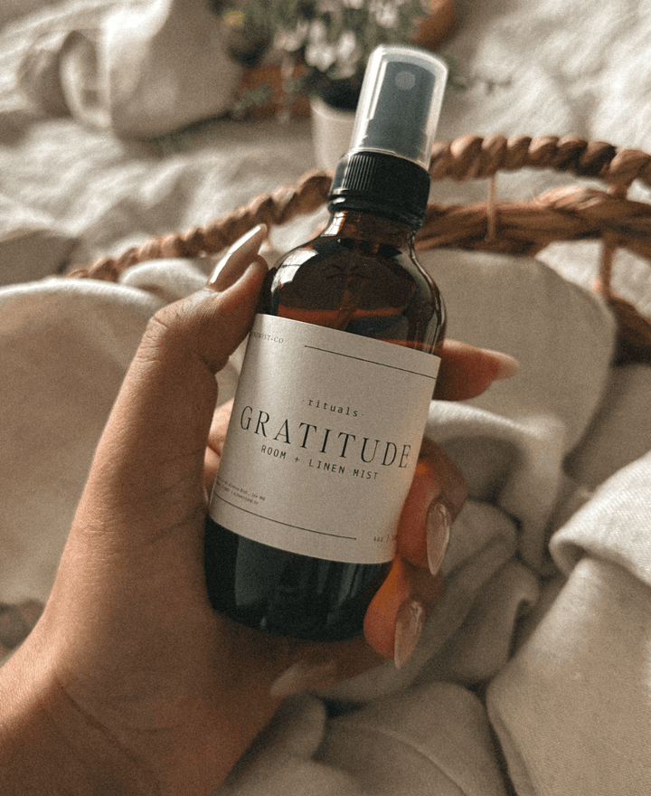Sugar Peach + Benzoin – Room & Linen Mist