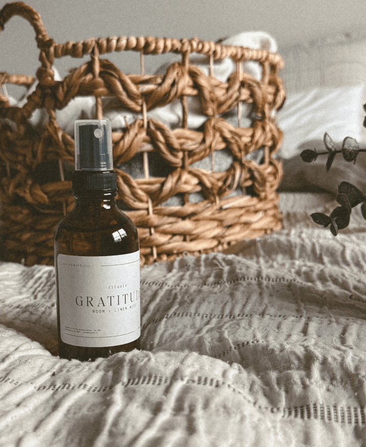 Sugar Peach + Benzoin – Room & Linen Mist