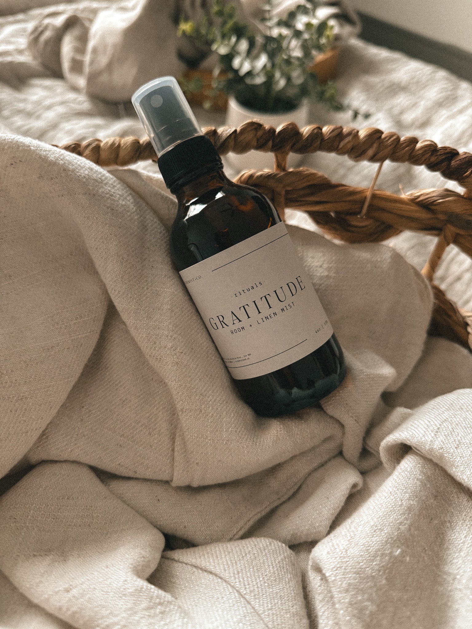 Gratitude Room + Linen Mist