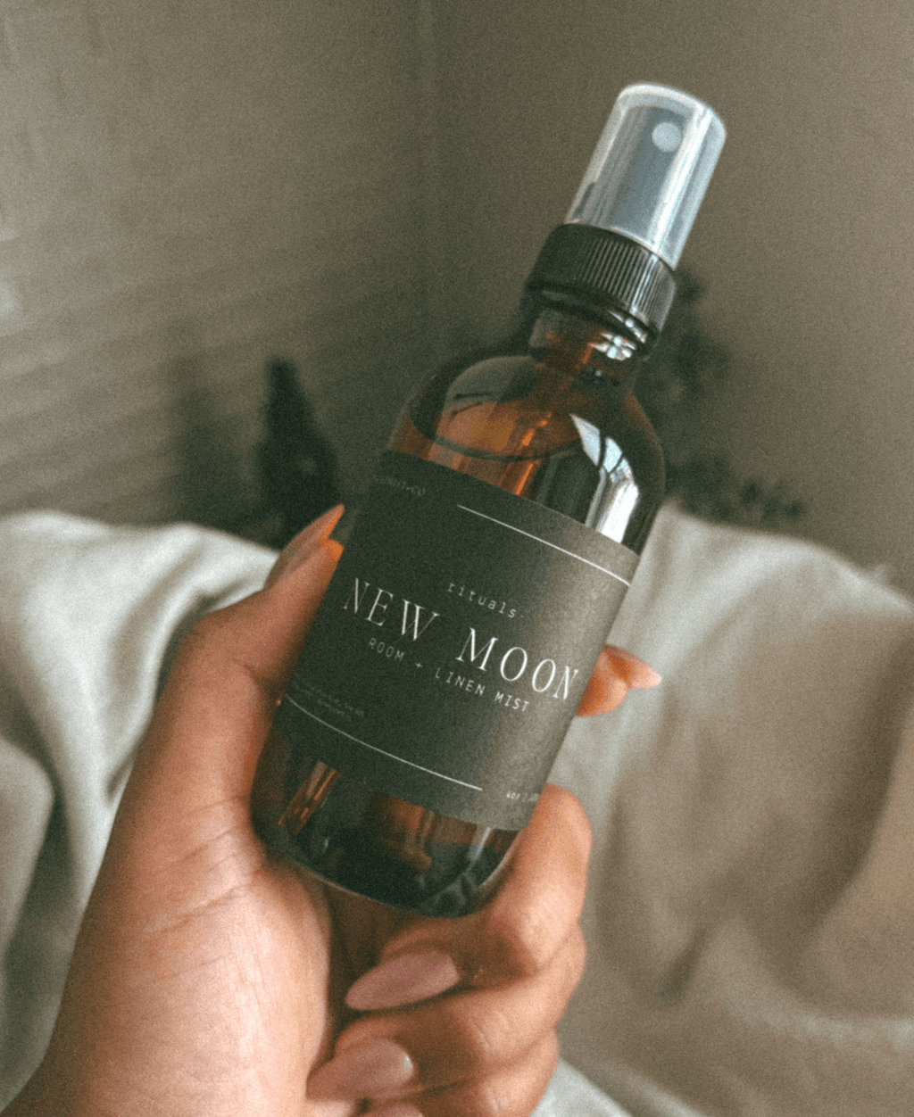 New Moon Room + Linen Mist