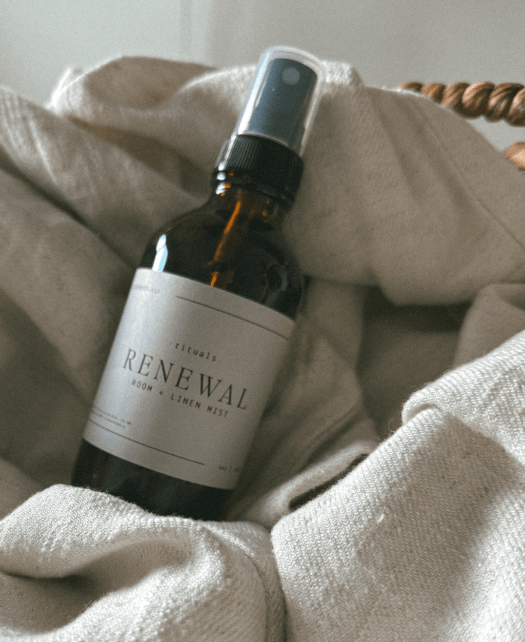 Renewal Room + Linen Mist