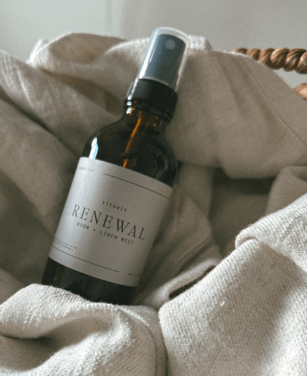 Renewal Room + Linen Mist