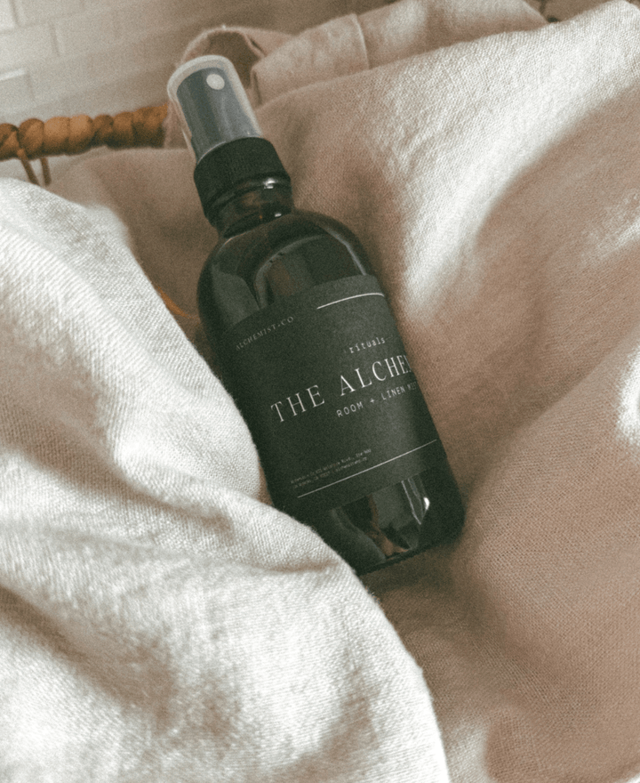 Frankincense + Myrrh – Room & Linen Mist